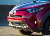 toyota_2018_rav4_adventure_010.jpg