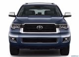 toyota_2018_sequoia_008.jpg