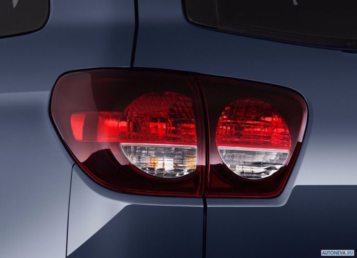 2018 Toyota Sequoia - фотография 23 из 26
