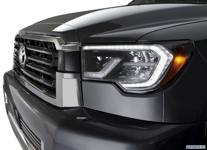 2018 Toyota Sequoia TRD Sport - фотография 7 из 9