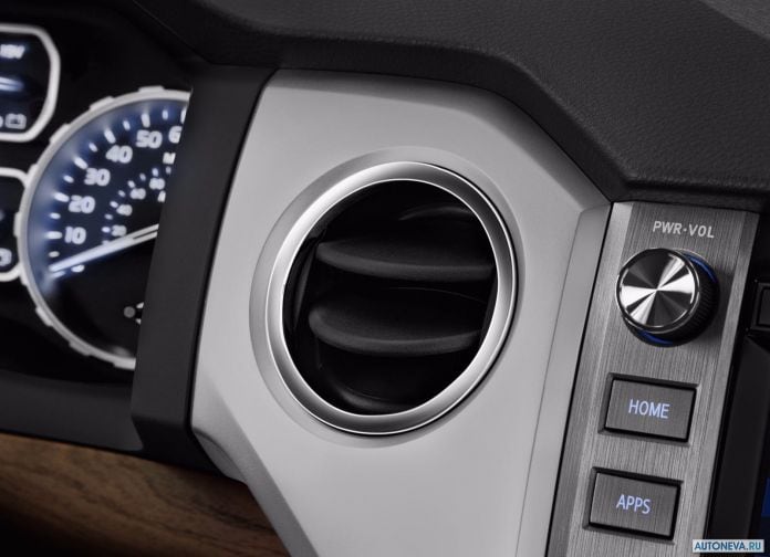 2018 Toyota Tundra - фотография 15 из 20