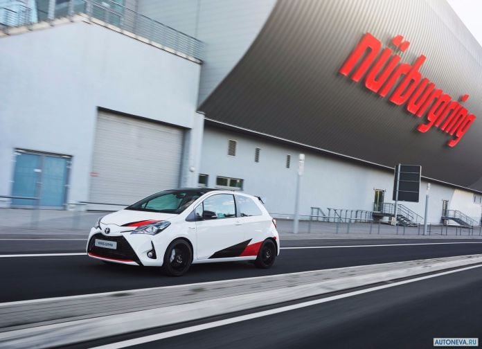 2018 Toyota Yaris GRMN - фотография 10 из 31