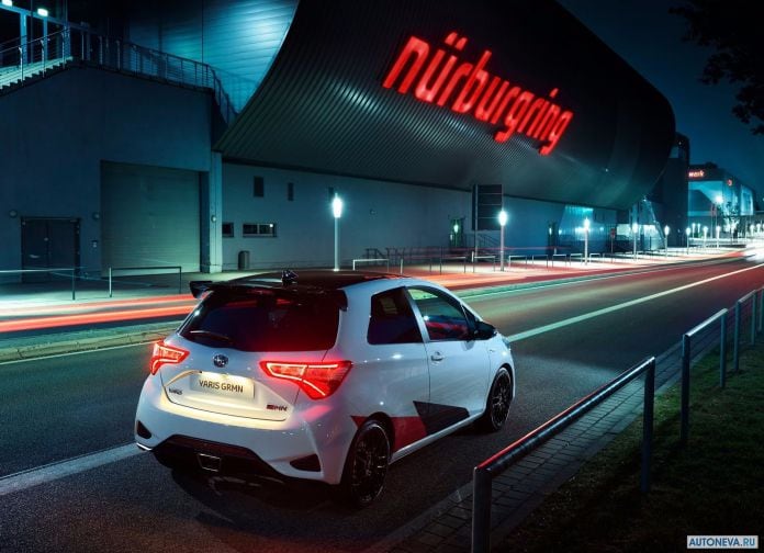 2018 Toyota Yaris GRMN - фотография 15 из 31