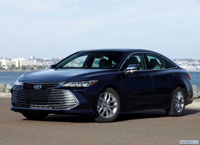 2019 Toyota Avalon - фотография 4 из 173
