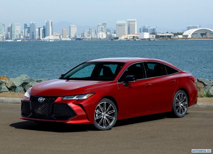 2019 Toyota Avalon - фотография 7 из 173