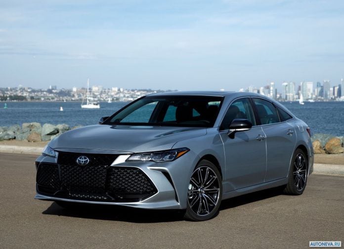 2019 Toyota Avalon - фотография 8 из 173