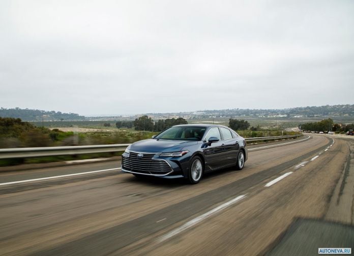 2019 Toyota Avalon - фотография 10 из 173