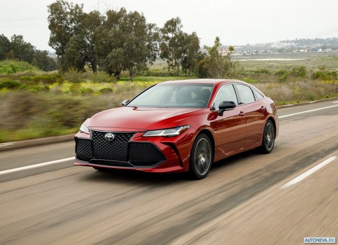 2019 Toyota Avalon - фотография 15 из 173