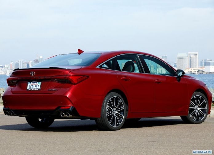 2019 Toyota Avalon - фотография 27 из 173