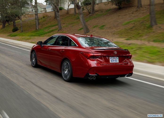 2019 Toyota Avalon - фотография 29 из 173