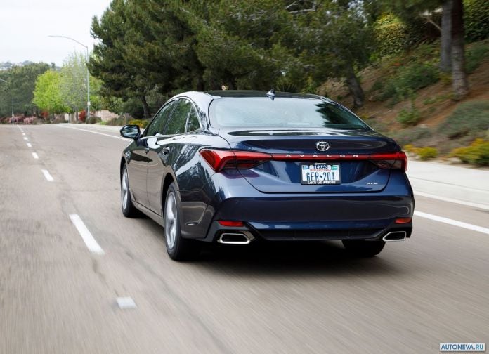 2019 Toyota Avalon - фотография 31 из 173