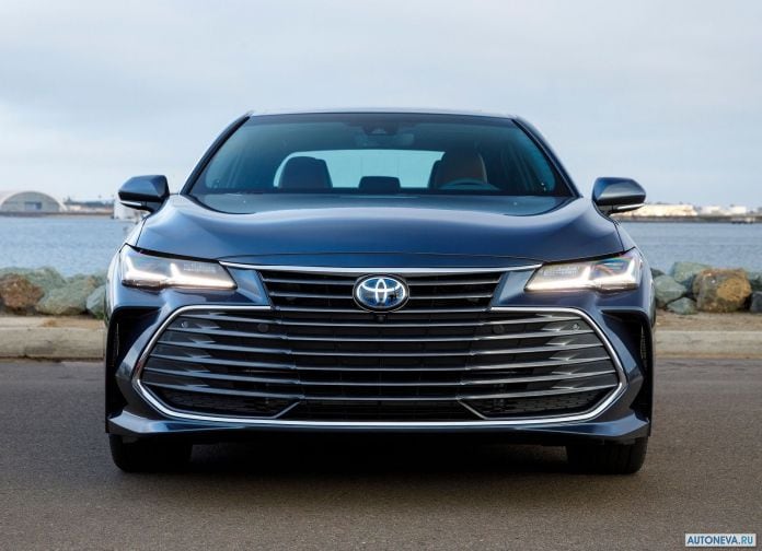 2019 Toyota Avalon - фотография 33 из 173