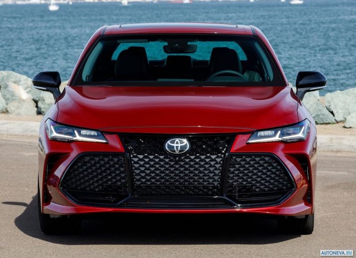 2019 Toyota Avalon - фотография 34 из 173