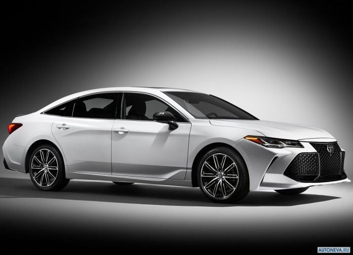 2019 Toyota Avalon - фотография 40 из 173