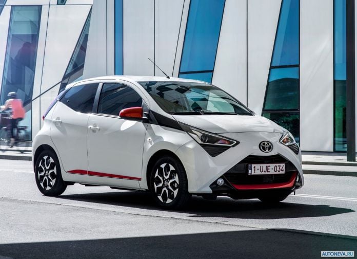 2019 Toyota Aygo - фотография 2 из 103