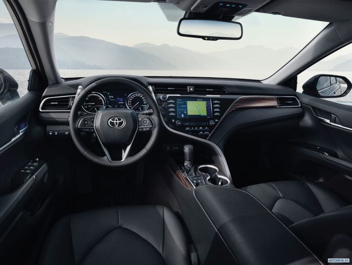 2019 Toyota Camry Hybrid EU - фотография 25 из 40