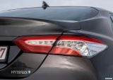 toyota_2019_camry_hybrid_eu_039.jpg