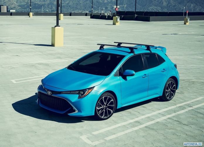 2019 Toyota Corolla Hatchback - фотография 5 из 110