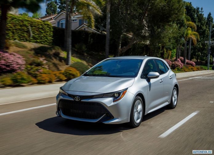 2019 Toyota Corolla Hatchback - фотография 9 из 110