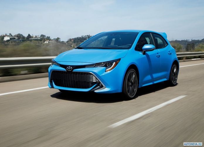 2019 Toyota Corolla Hatchback - фотография 11 из 110