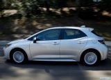 toyota_2019_corolla_hatchback_017.jpg