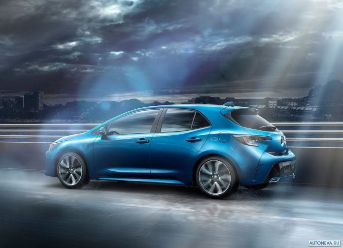 2019 Toyota Corolla Hatchback - фотография 25 из 110