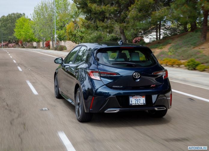2019 Toyota Corolla Hatchback - фотография 27 из 110