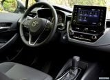 toyota_2019_corolla_hatchback_044.jpg