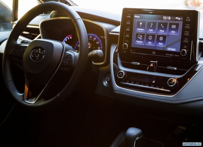 2019 Toyota Corolla Hatchback - фотография 45 из 110
