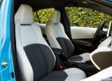 toyota_2019_corolla_hatchback_052.jpg