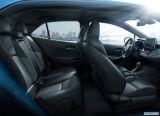 toyota_2019_corolla_hatchback_053.jpg