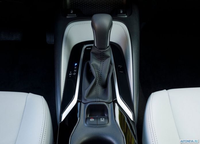 2019 Toyota Corolla Hatchback - фотография 64 из 110