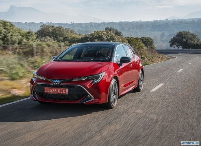 2019 Toyota Corolla Hatchback EU version - фотография 11 из 92