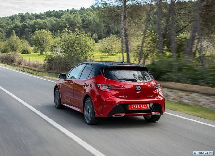 2019 Toyota Corolla Hatchback EU version - фотография 42 из 92