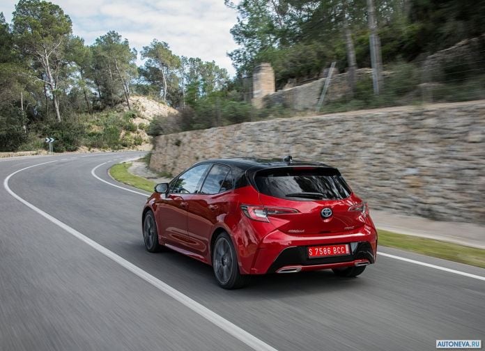 2019 Toyota Corolla Hatchback EU version - фотография 43 из 92