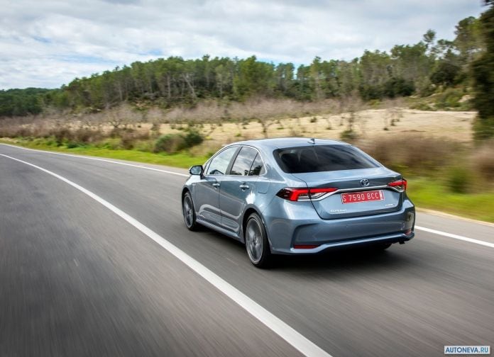 2019 Toyota Corolla Sedan EU version - фотография 27 из 60