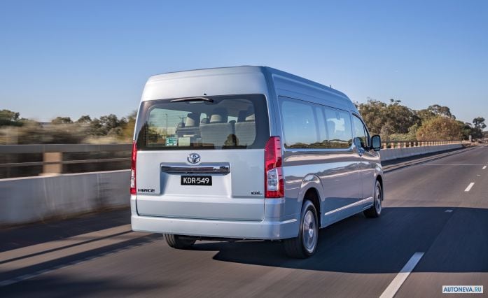 2019 Toyota HiAce Commuter GL - фотография 4 из 7