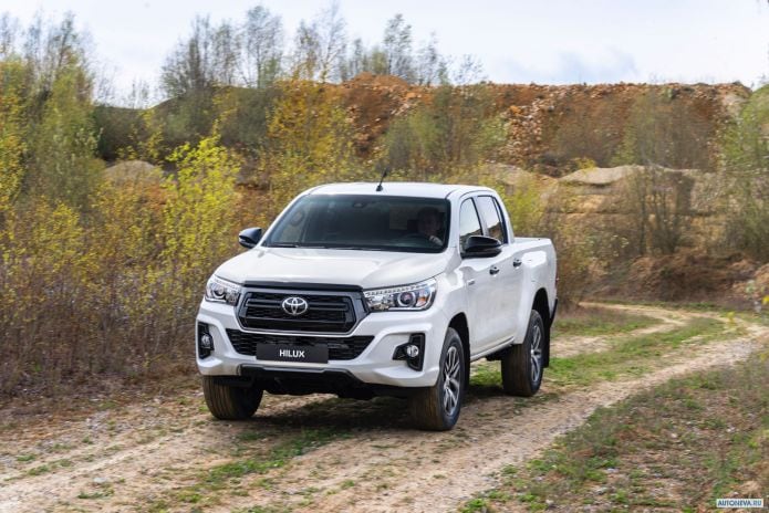 2019 Toyota Hilux Special Edition Double Cab - фотография 1 из 40 2019 Toyota Hilux Special Edition Double Cab - фотография 1 из 40