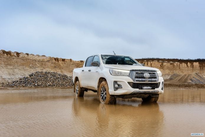 2019 Toyota Hilux Special Edition Double Cab - фотография 2 из 40 2019 Toyota Hilux Special Edition Double Cab - фотография 2 из 40