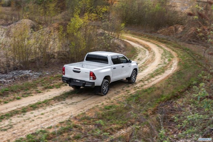 2019 Toyota Hilux Special Edition Double Cab - фотография 21 из 40