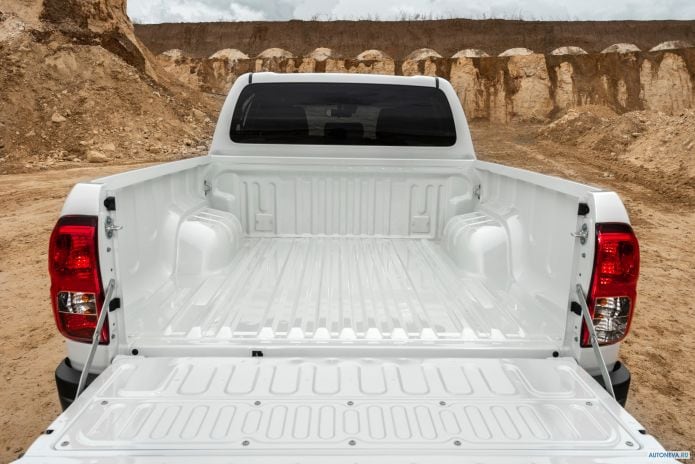 2019 Toyota Hilux Special Edition Double Cab - фотография 37 из 40 2019 Toyota Hilux Special Edition Double Cab - фотография 37 из 40