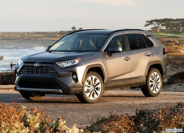 2019 Toyota RAV4 - фотография 3 из 108