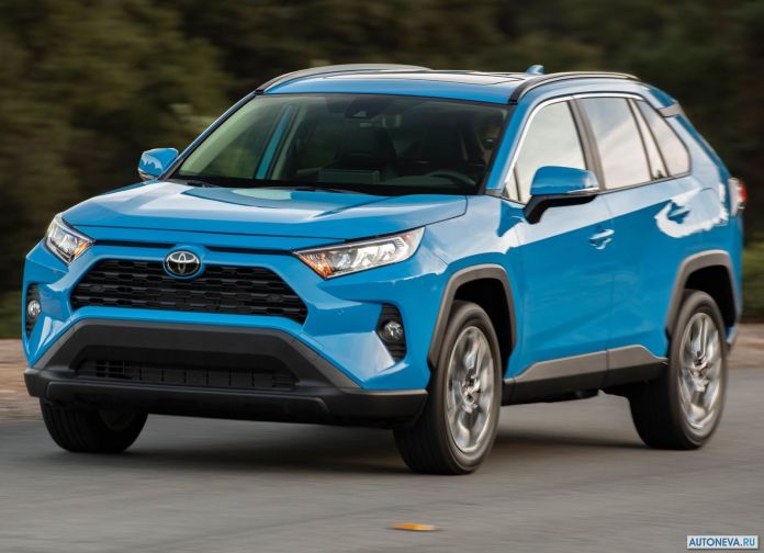 2019 Toyota RAV4 - фотография 11 из 108