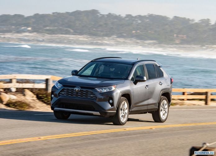 2019 Toyota RAV4 - фотография 18 из 108