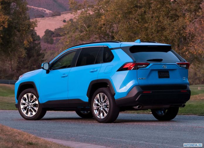 2019 Toyota RAV4 - фотография 28 из 108