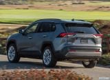 toyota_2019_rav4_034.jpg