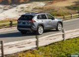toyota_2019_rav4_036.jpg