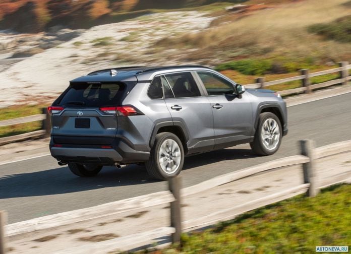 2019 Toyota RAV4 - фотография 37 из 108