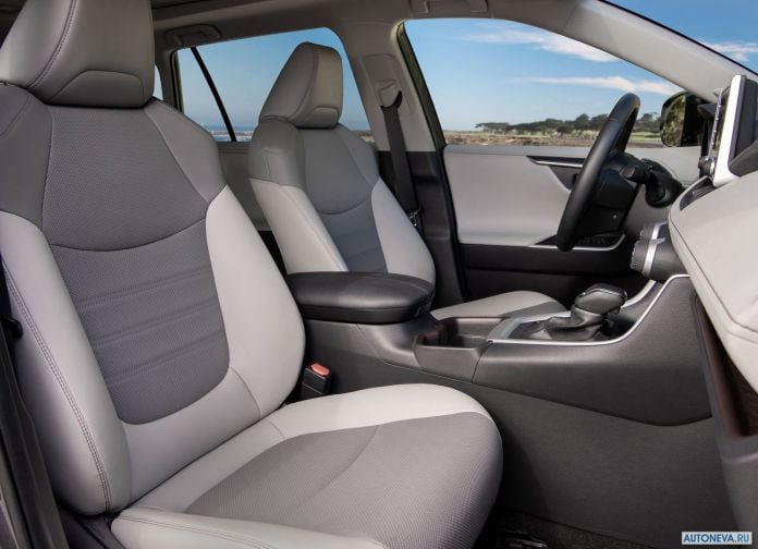 2019 Toyota RAV4 - фотография 54 из 108