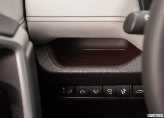 2019 Toyota RAV4 - фотография 72 из 108